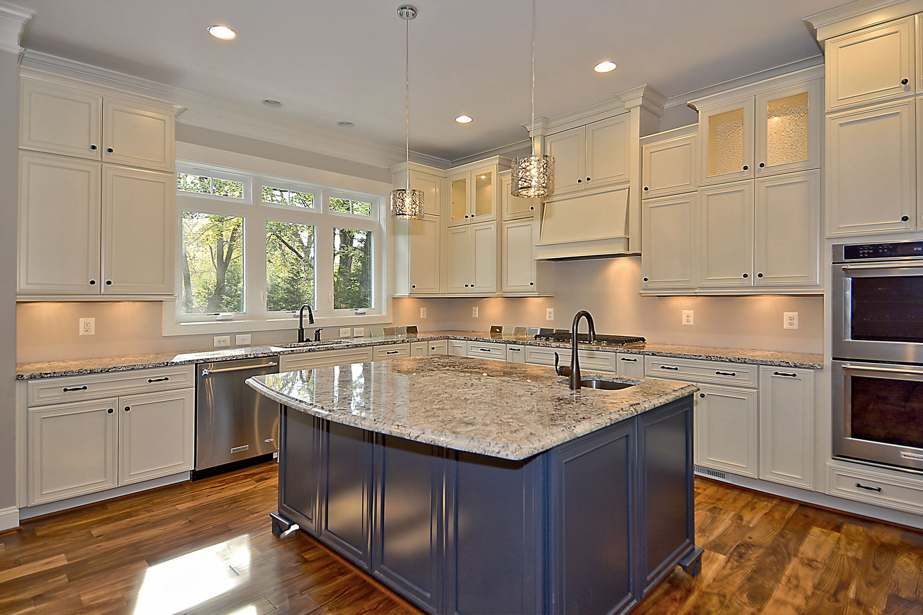 Diffe Color Island, How To Choose Kitchen Island Color