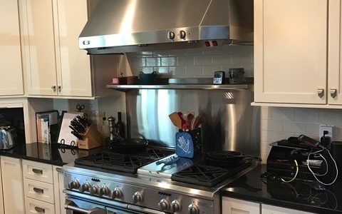 How To Choose A Vent Hood For Your Range or Cooktop